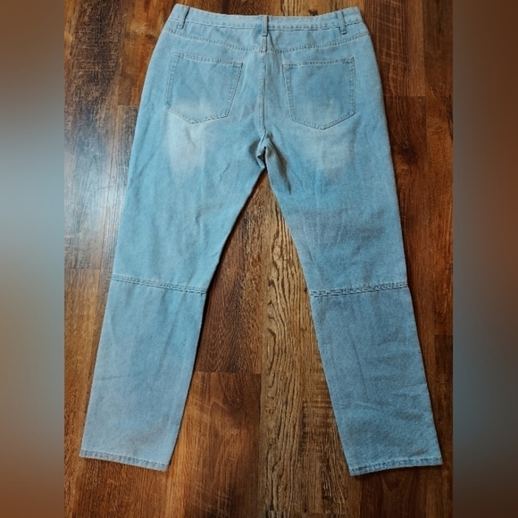 Shein. Destressed jeans XL - Picture 8 of 15
